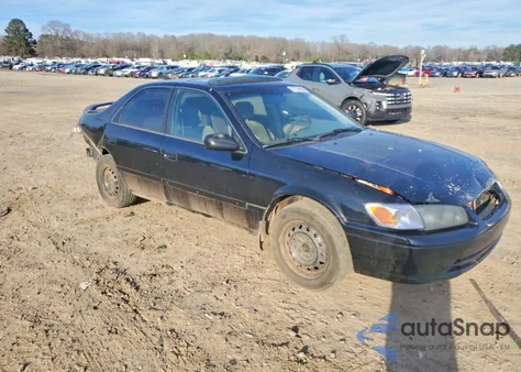 2000 Toyota Camry Ce z USA, uszkodzony, nr VIN JT2BG22K2Y0441308